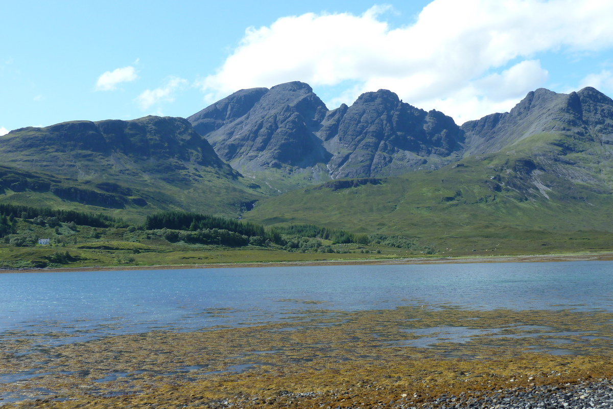 รูปถ่าย อังกฤษ(United Kingdom) เกาะสกาย(Skye) เทือกเขาคูลิน(The Cuillin) 2011-07 158