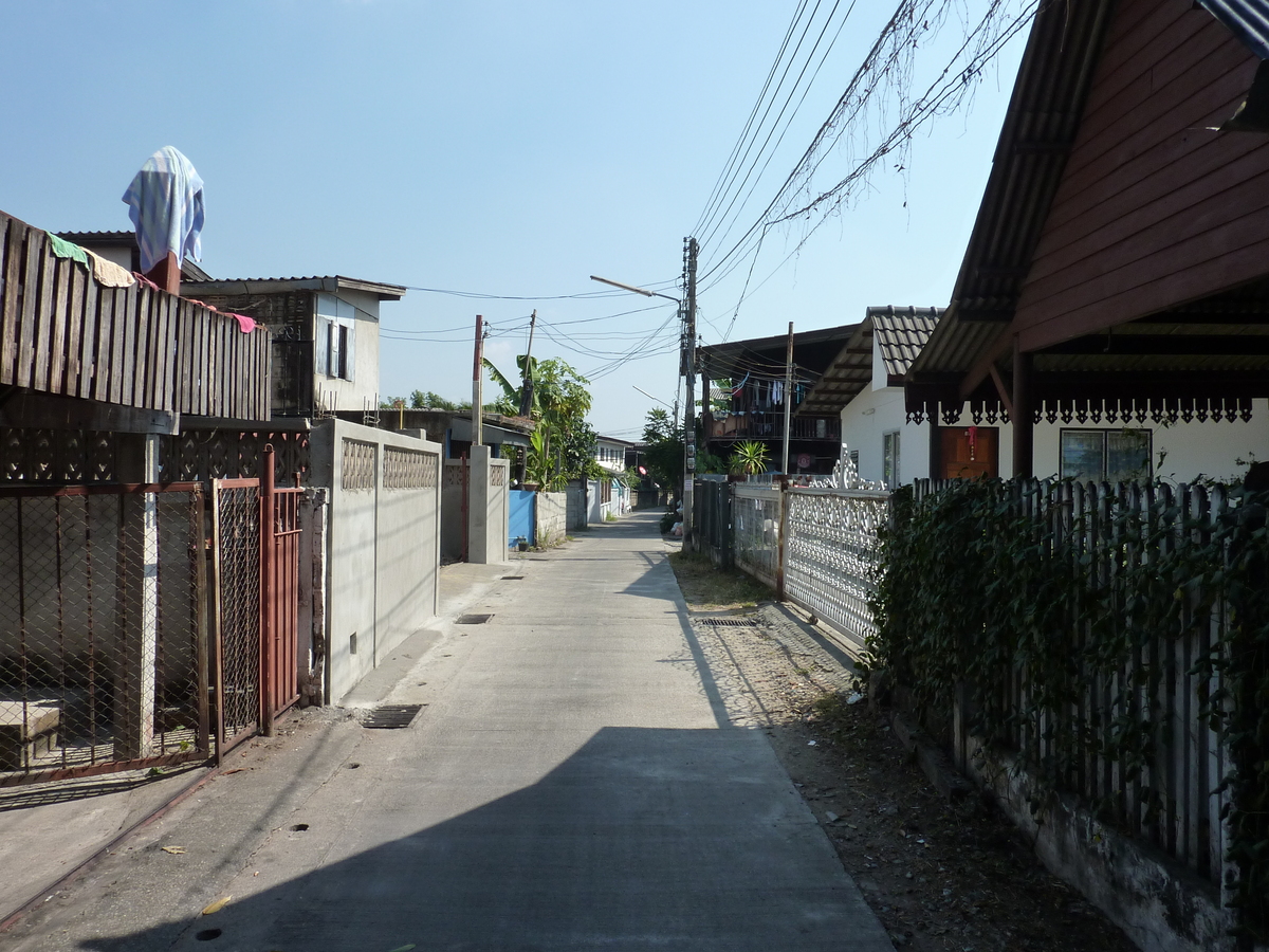 รูปถ่าย ไทย(Thailand) เชียงใหม่(Chiang Mai) ถนนสามล้าน(Sam Lan Road) 2009-12 44
