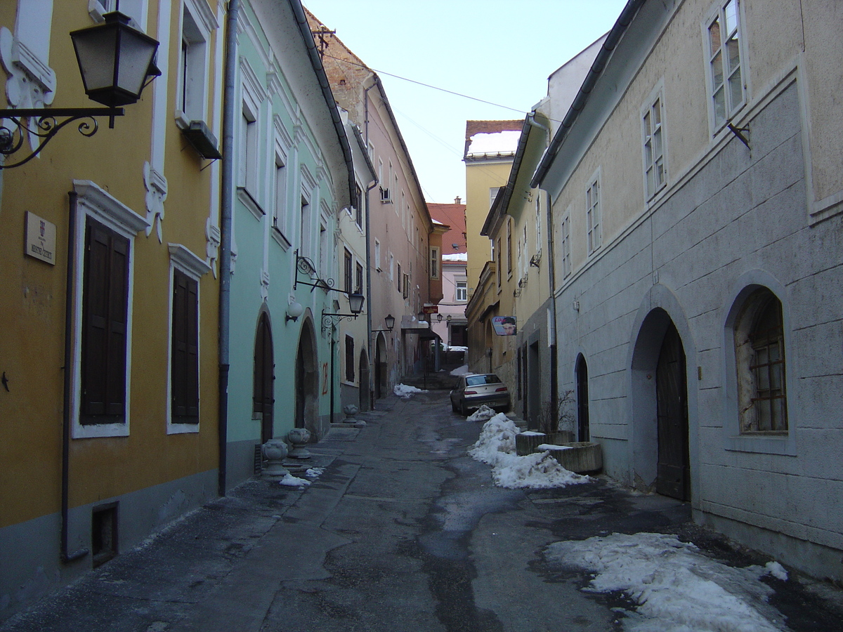 รูปถ่าย สโลวีเนีย(Slovenia) พีทูจ(Ptuj) 2005-03 26