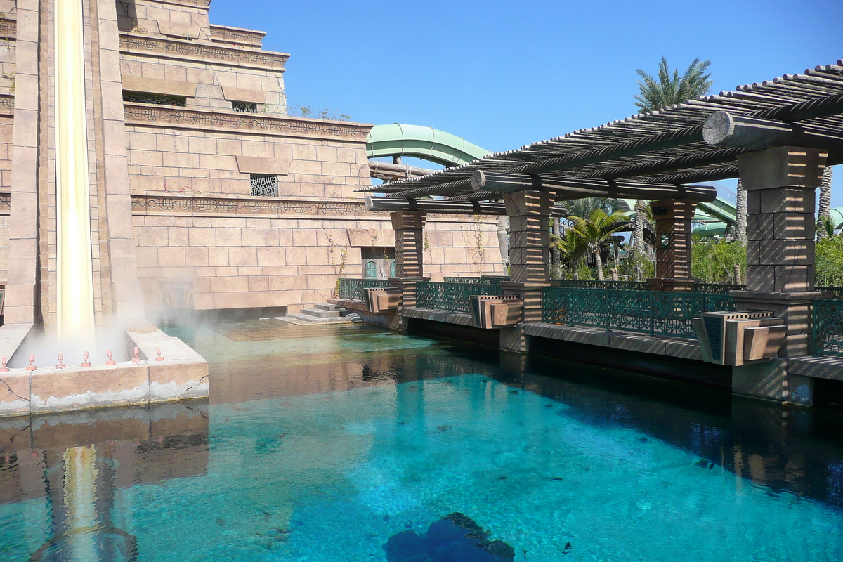รูปถ่าย สหรัฐอาหรับเอมิเรตส์(United Arab Emirates) ดูไบ(Dubai) สวนน้ำอควาเวนเจอร์ ดูไบ(Dubai Aquaventure) 2009-01 27