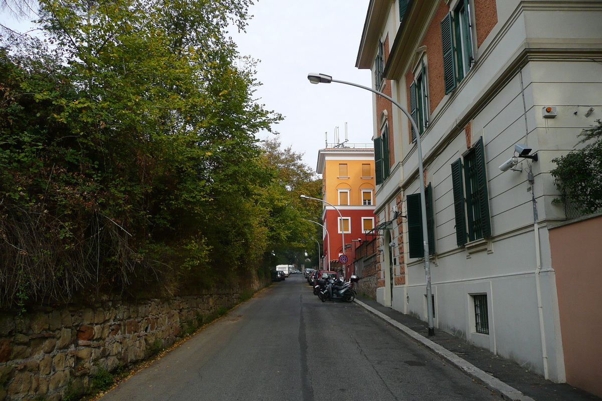รูปถ่าย อิตาลี(Italy) โรม(Rome) ถนนจาโกโมเมดีชี(Via Giacomo Medici) 2007-11 17