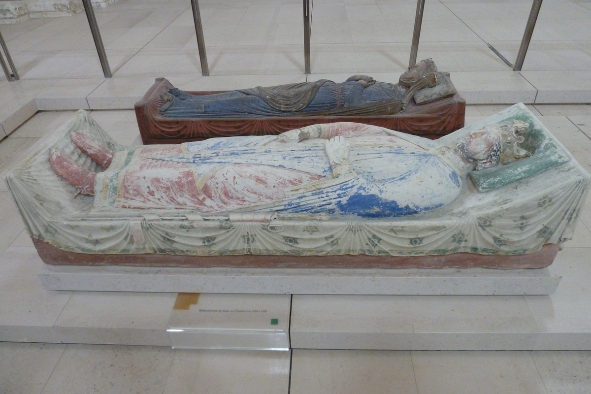 รูปถ่าย ฝรั่งเศส(France) ฟงเตอโวร์(Fontevraud) 2011-05 199