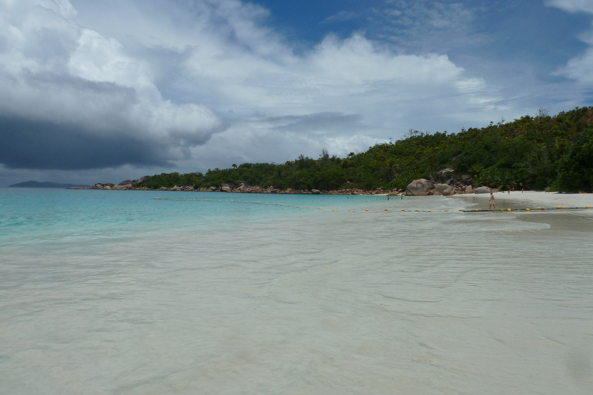 รูปถ่าย เซเชลส์(Seychelles) อ่าวอ็องส์ลาซิโอ(Anse Lazio) 2011-10 18