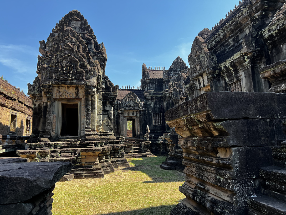 รูปถ่าย กัมพูชา(Cambodia) เสียมราฐ(Siem Reap) ปราสาทบันทายสำเหร่(Banteay Samre) 2023-01 29
