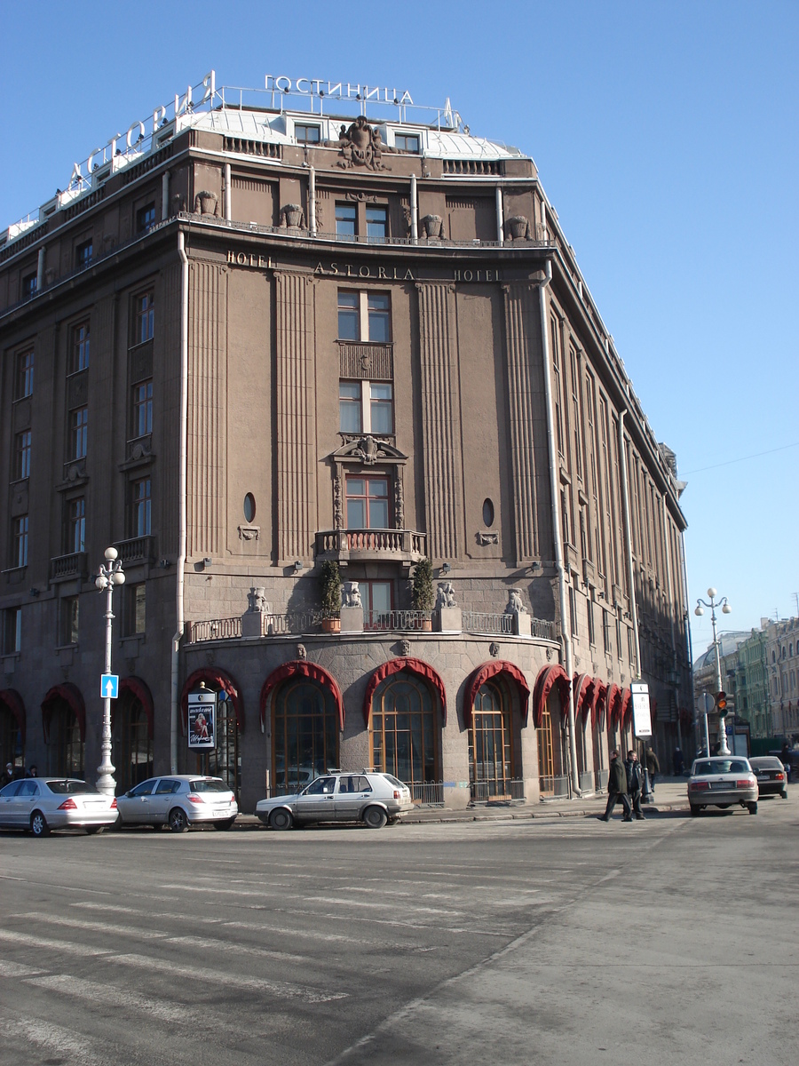 รูปถ่าย รัสเซีย(Russia) เซนต์ปีเตอร์สเบิร์ก(St Petersburg) จัตุรัสเซนต์ไอแซก(St Isaac's Square) 2006-03 5