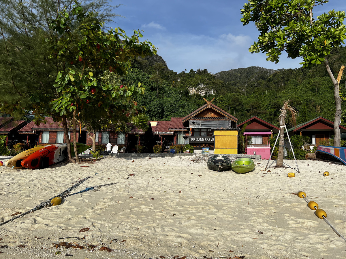 รูปถ่าย ไทย(Thailand) เกาะพีพีดอน(Ko Phi Phi Don) 2021-12 14
