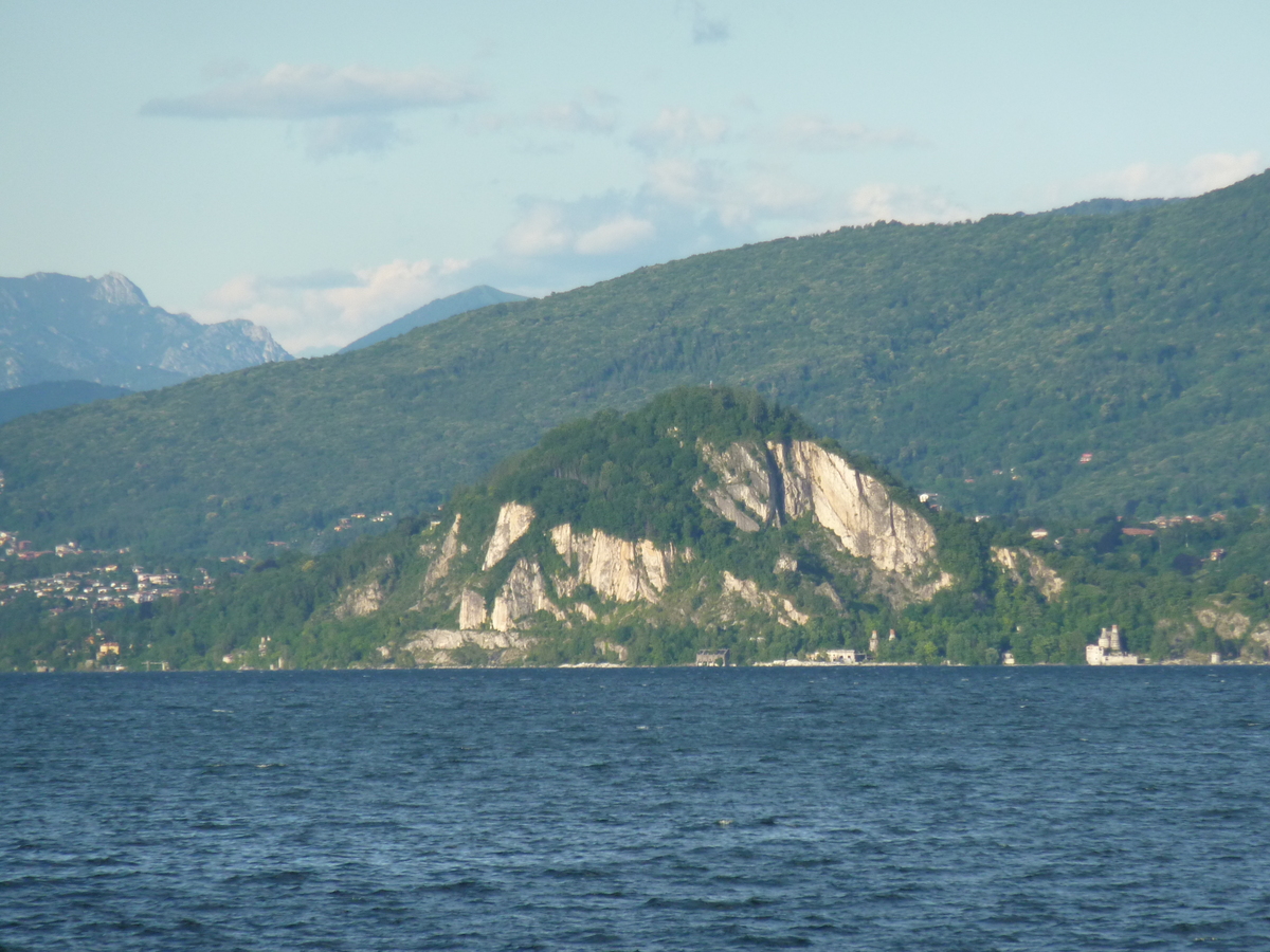 รูปถ่าย อิตาลี(Italy) ล่องเรือจากแวร์บาเนียไปลาเวโน(Verbania to Laveno boat trip) 2009-06 4