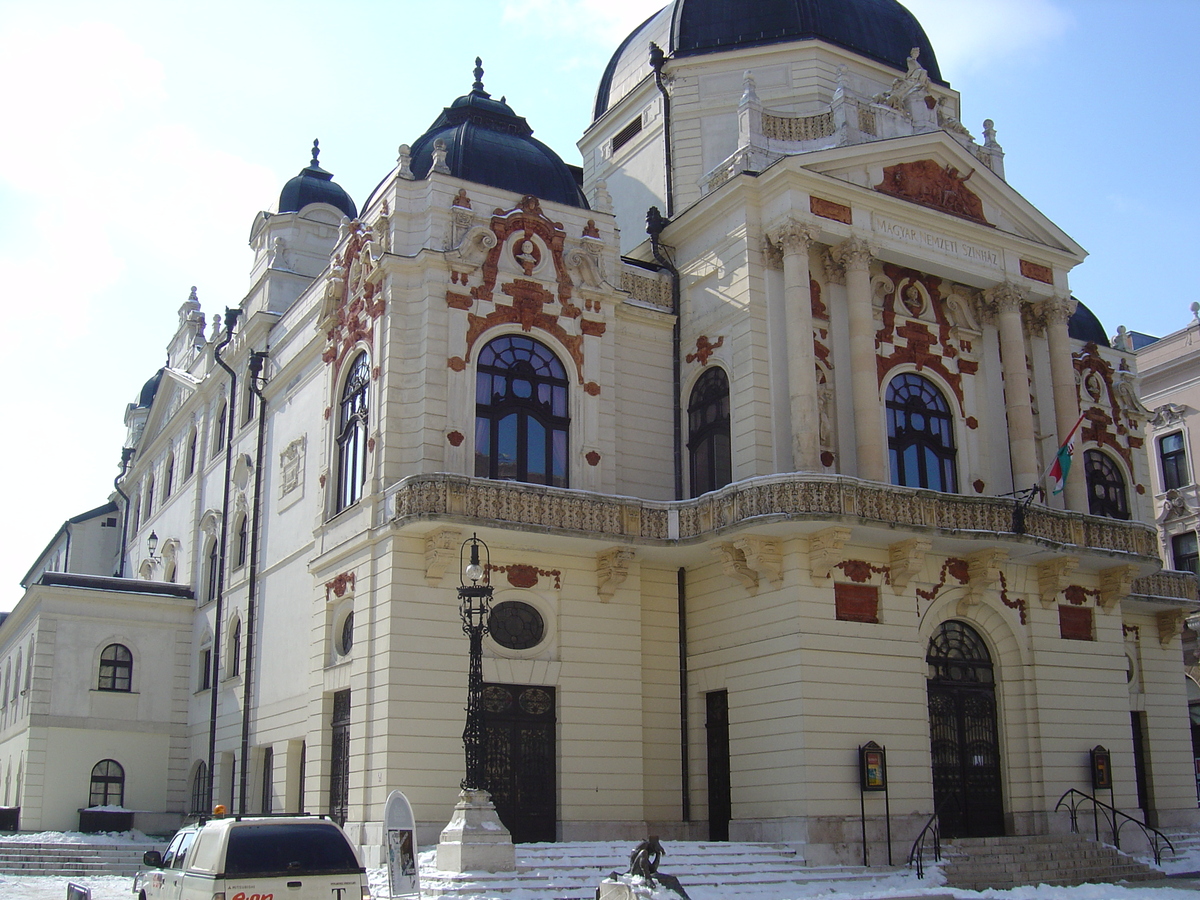 รูปถ่าย ฮังการี(Hungary) เปคส์(Pecs) 2005-03 46