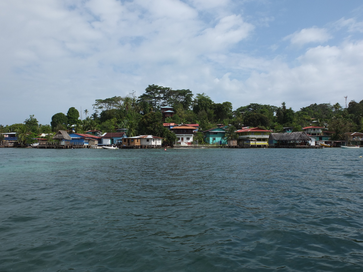 รูปถ่าย ปานามา(Panama) เกาะบาสติเมนโตส(Bastimentos) 2015-03 14