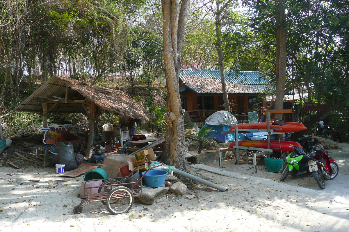 รูปถ่าย ไทย(Thailand) เกาะเสม็ด(Ko Samet) อ่าวช่อ(Ao Cho) 2009-01 38