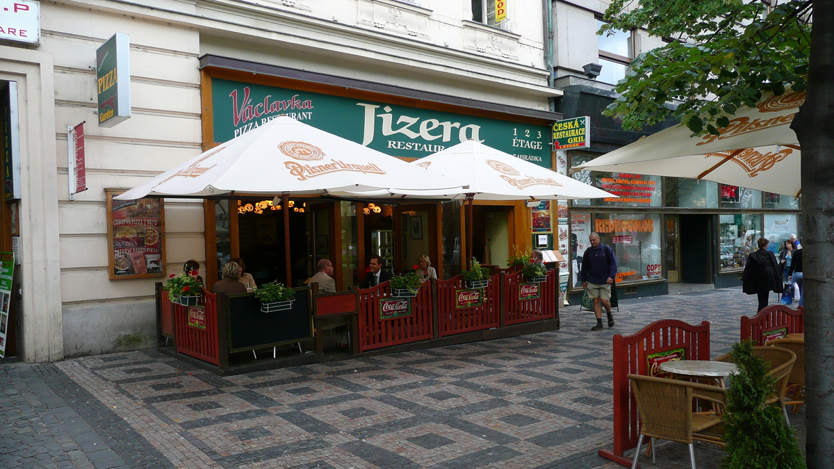 รูปถ่าย สาธารณรัฐเช็ก(Czech Republic) ปราก(Prague) จัตุรัสเวนเซสลาส(Vaclavske namesti) 2007-07 12
