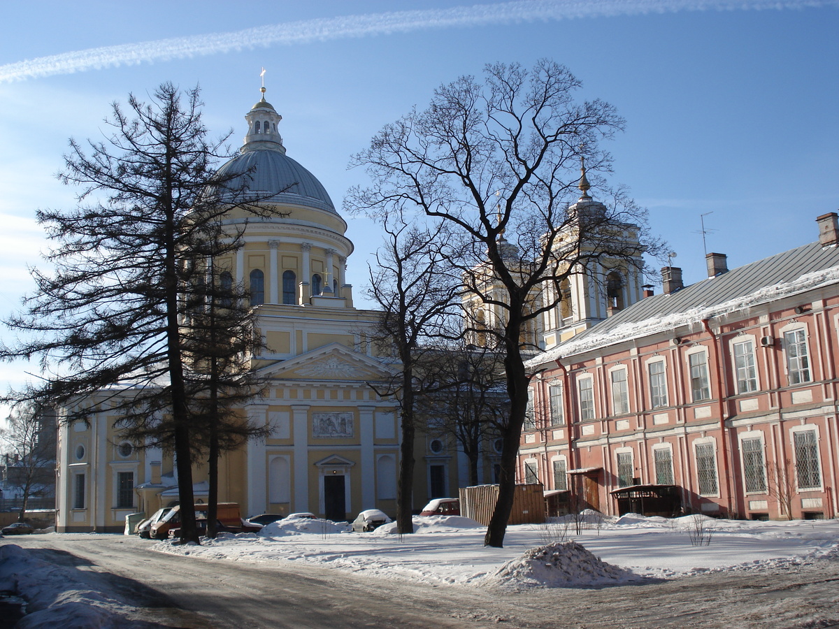 รูปถ่าย รัสเซีย(Russia) เซนต์ปีเตอร์สเบิร์ก(St Petersburg) อารามอเล็กซานเดอร์ เนฟสกี(Alexander Nevsky Monastery) 2006-03 4