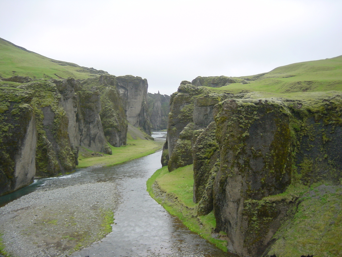 รูปถ่าย ไอซ์แลนด์(Iceland) ถนนหมายเลข 1 จากวีกไปสกาฟตาเฟลล์(Road 1 Vik to Skaftafell) 2003-06 13