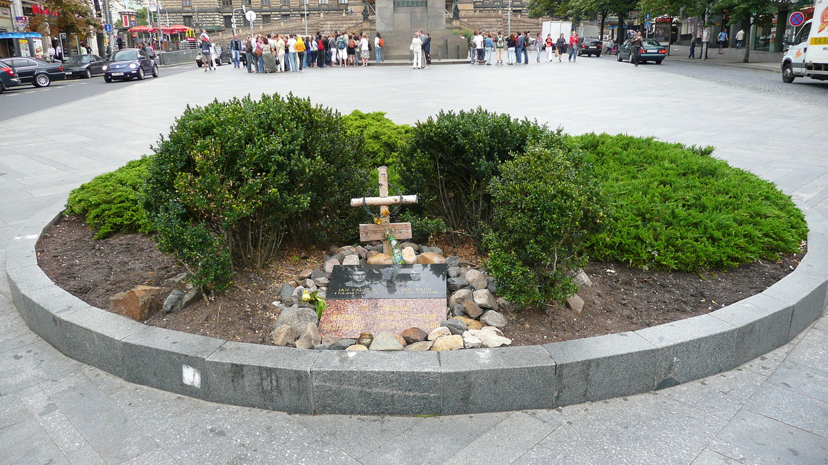 รูปถ่าย สาธารณรัฐเช็ก(Czech Republic) ปราก(Prague) จัตุรัสเวนเซสลาส(Vaclavske namesti) 2007-07 15