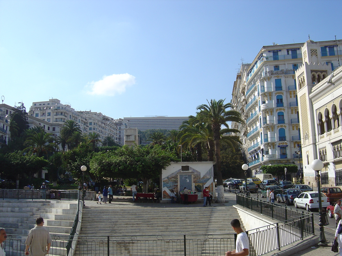 รูปถ่าย แอลจีเรีย(Algeria) แอลเจียร์(Algiers) 2004-09 55