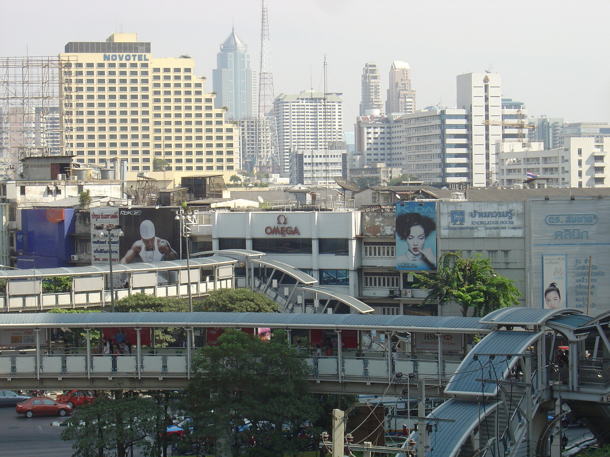 รูปถ่าย ไทย(Thailand) กรุงเทพมหานคร(Bangkok) รถไฟฟ้า(Sky Train) 2004-12 61
