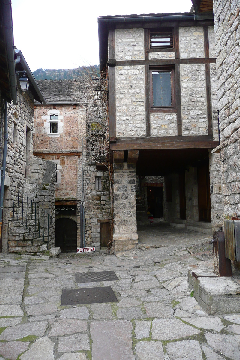 รูปถ่าย ฝรั่งเศส(France) แซ็งเตนีมี(Sainte Enimie) 2008-04 25
