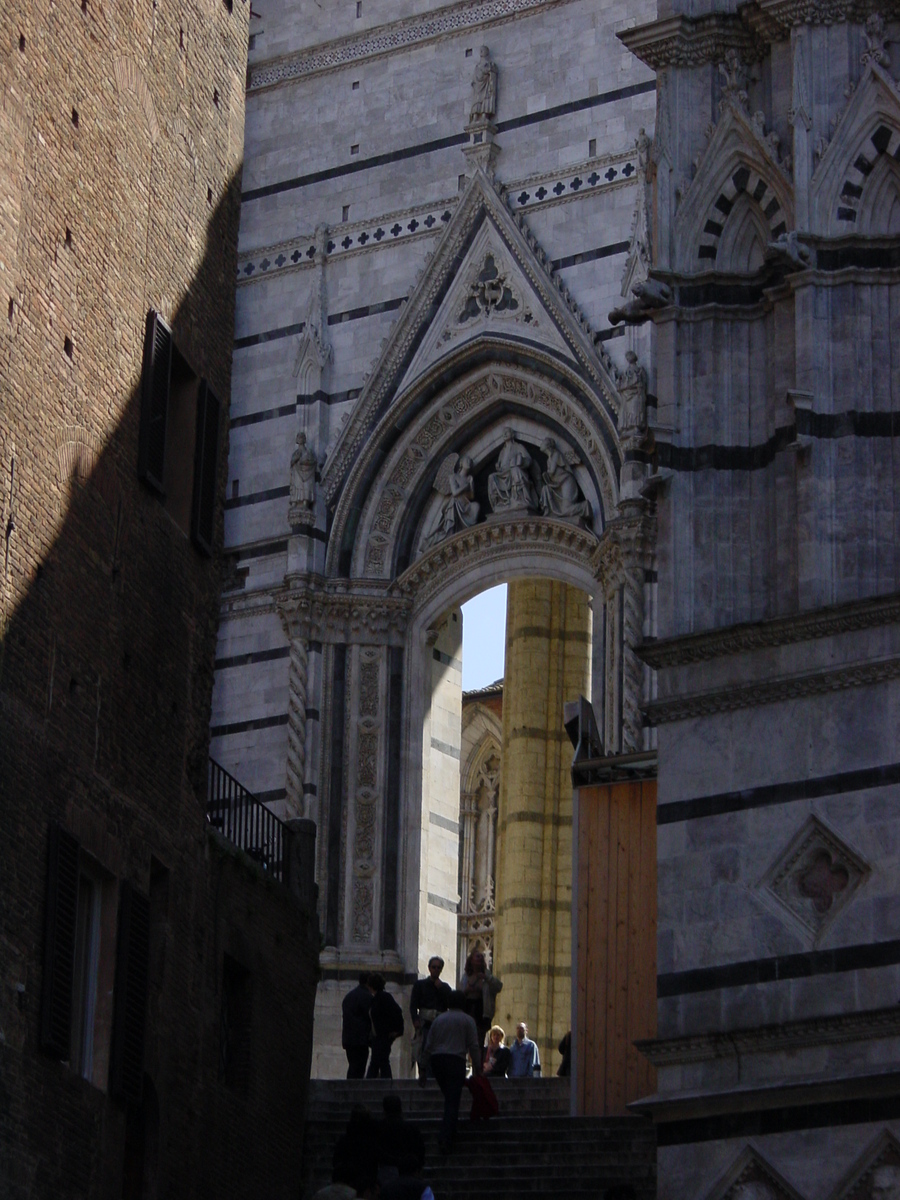 รูปถ่าย อิตาลี(Italy) ซีเอน่า(Siena) 2002-04 27