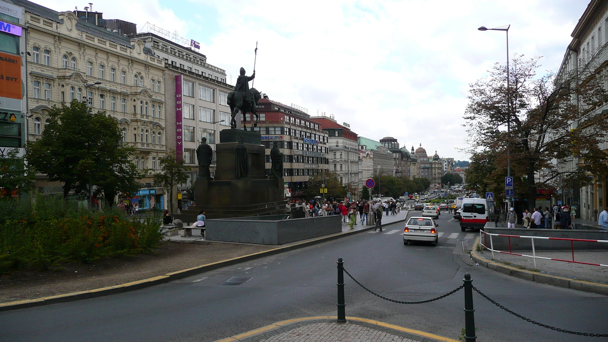 รูปถ่าย สาธารณรัฐเช็ก(Czech Republic) ปราก(Prague) จัตุรัสเวนเซสลาส(Vaclavske namesti) 2007-07 26