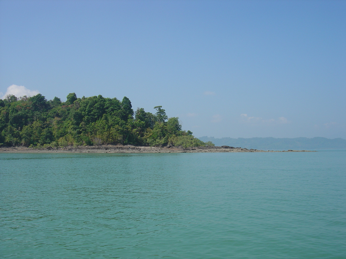 รูปถ่าย พม่า(Myanmar) มะริด(Myeik (Mergui)) 2005-01 127