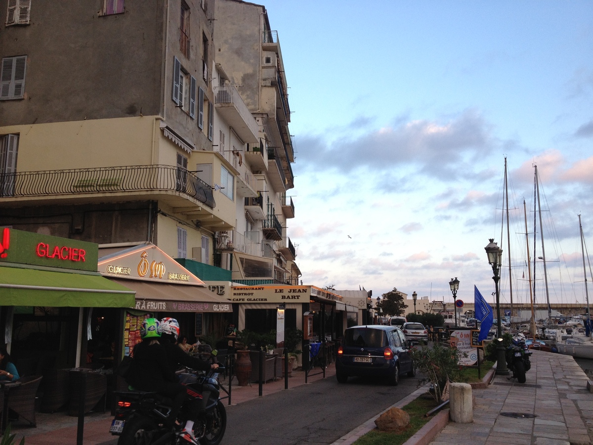 รูปถ่าย ฝรั่งเศส(France) คอร์สิคา(Corsica) บาสเทีย(Bastia) ท่าเรือเก่า(Old Port) 2012-10 1
