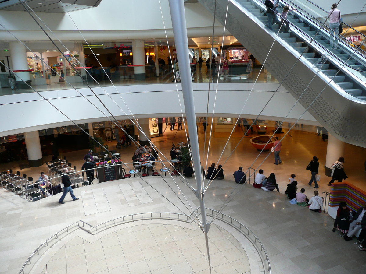 รูปถ่าย ฝรั่งเศส(France) ปารีส(Paris) ลาเดฟ็องส์(La Defense) ศูนย์การค้าเลกาตร์ต็อง(Les Quatre Temps) 2007-05 29