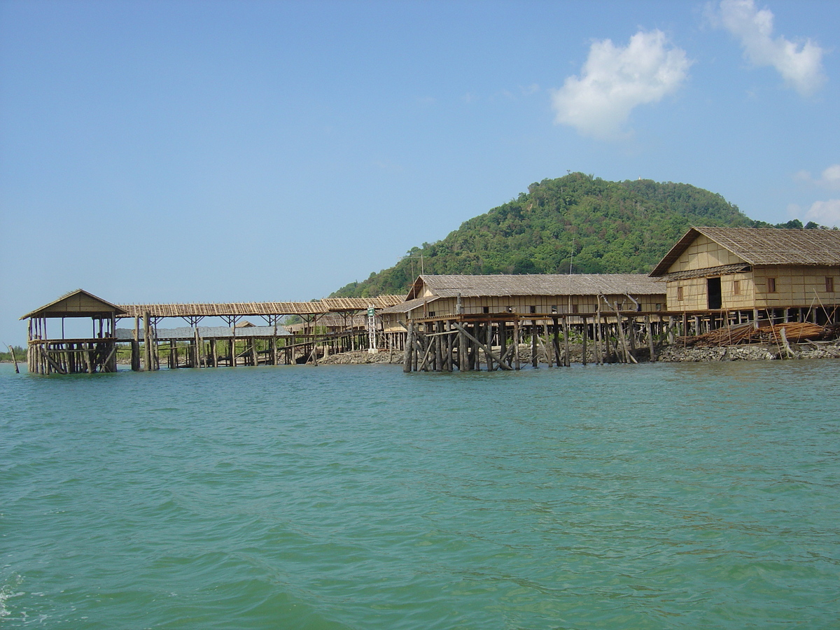 รูปถ่าย พม่า(Myanmar) มะริด(Myeik (Mergui)) 2005-01 91