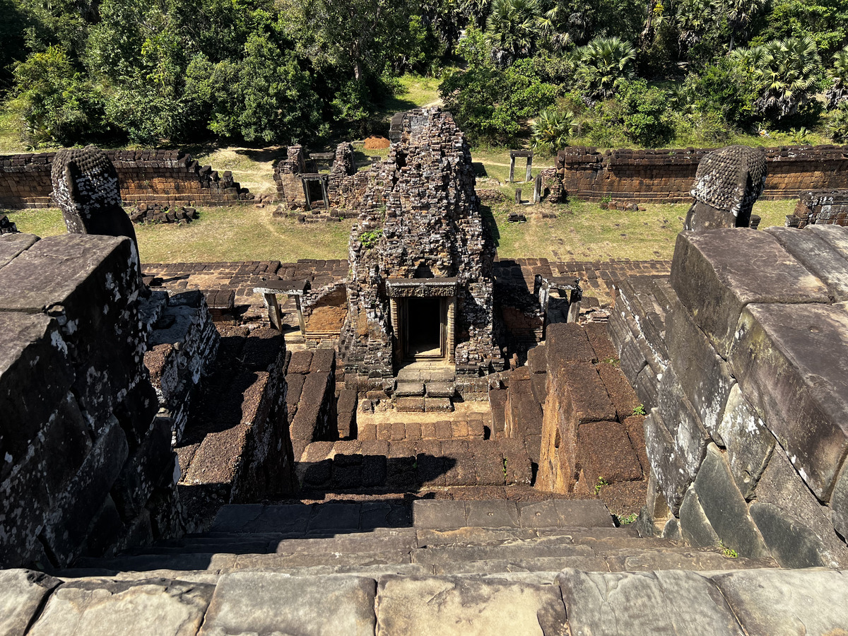 รูปถ่าย กัมพูชา(Cambodia) เสียมราฐ(Siem Reap) ปราสาทแปรรูป(Pre Rup) 2023-01 17