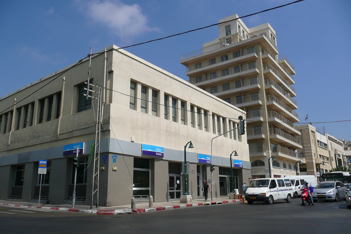 รูปถ่าย อิสราเอล(Israel) เทลอาวีฟ(Tel Aviv) ถนนเยรูชาลายิม(Yerushalyim Street) 2007-06 14