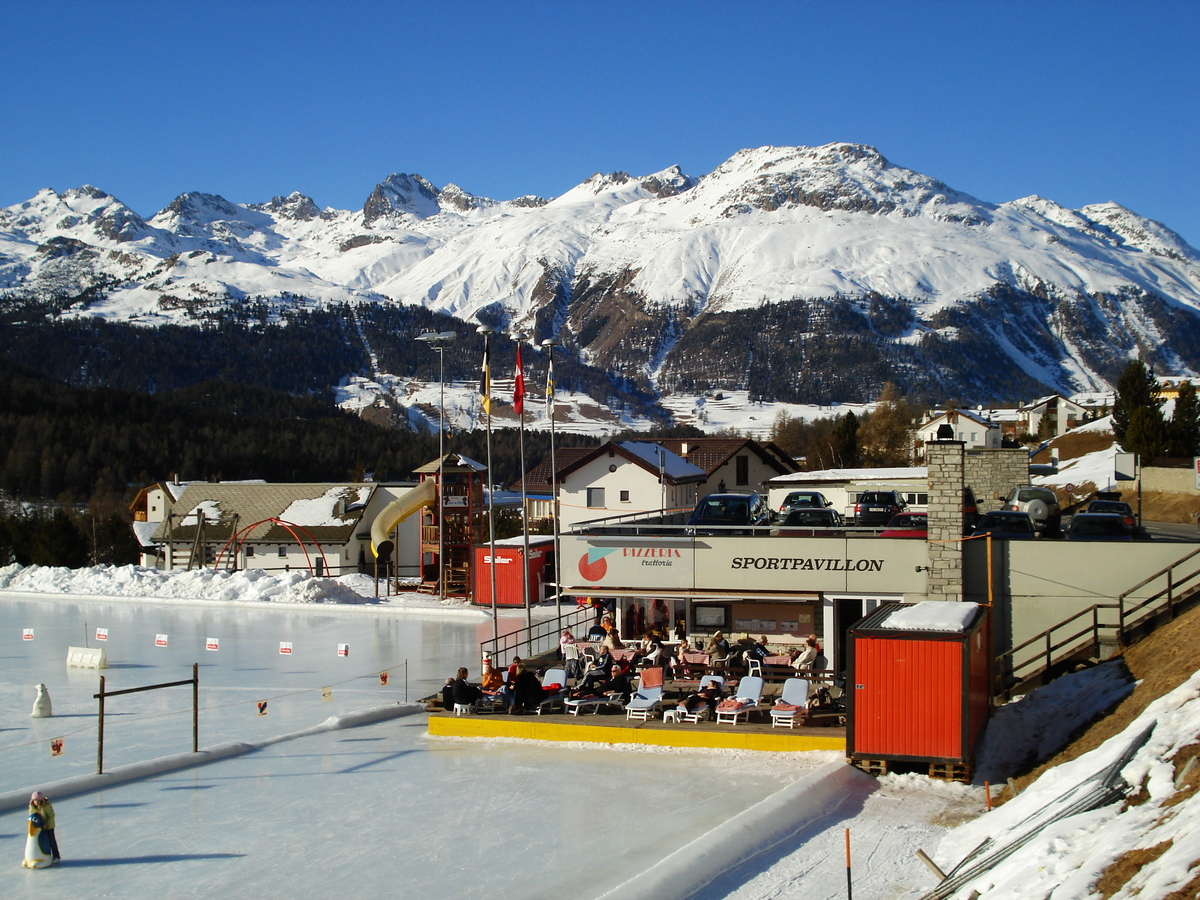 รูปถ่าย สวิสเซอร์แลนด์(Switzerland) ปองเทรซีน่า(Pontresina) 2007-01 92