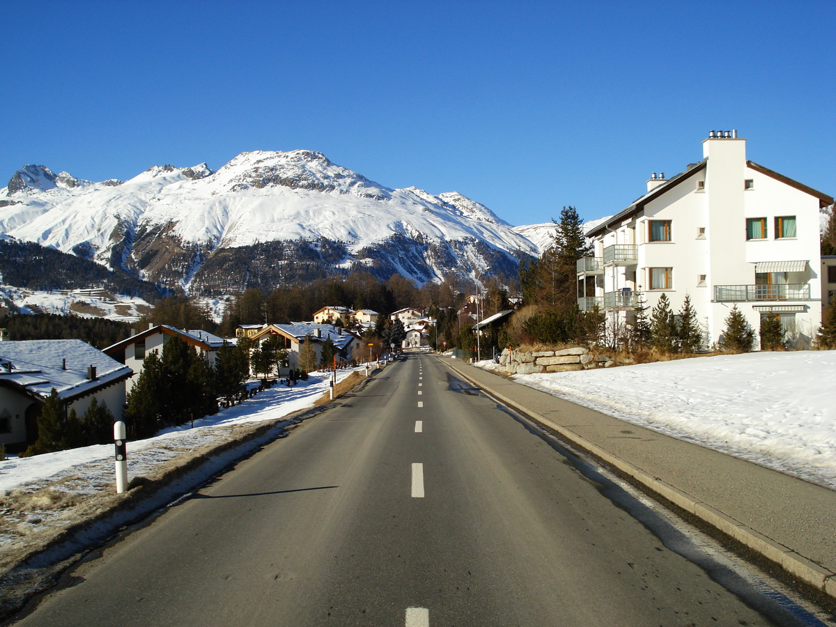 รูปถ่าย สวิสเซอร์แลนด์(Switzerland) ปองเทรซีน่า(Pontresina) 2007-01 65