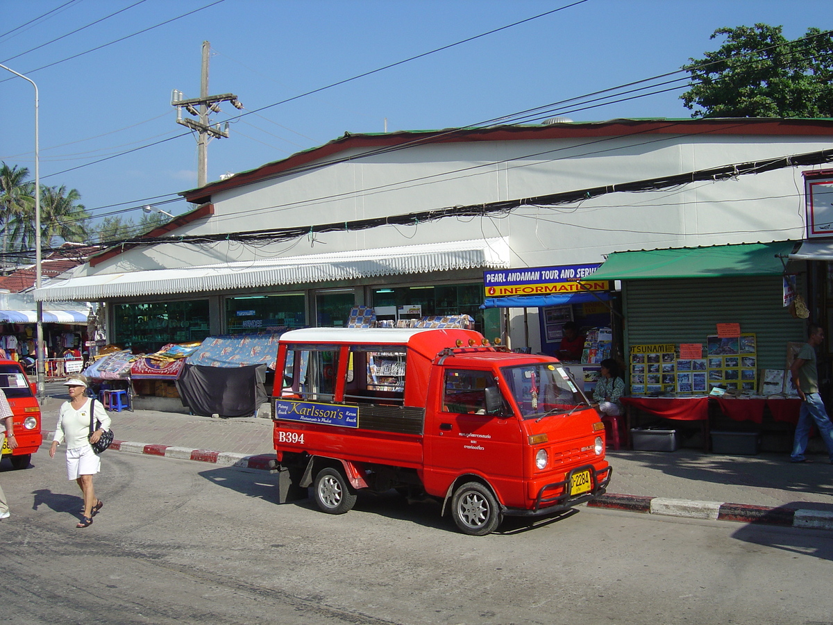 รูปถ่าย ไทย(Thailand) ภูเก็ต(Phuket) ป่าตอง(Patong) ถนนเลียบชายหาด(Beach Road) 2005-12 64