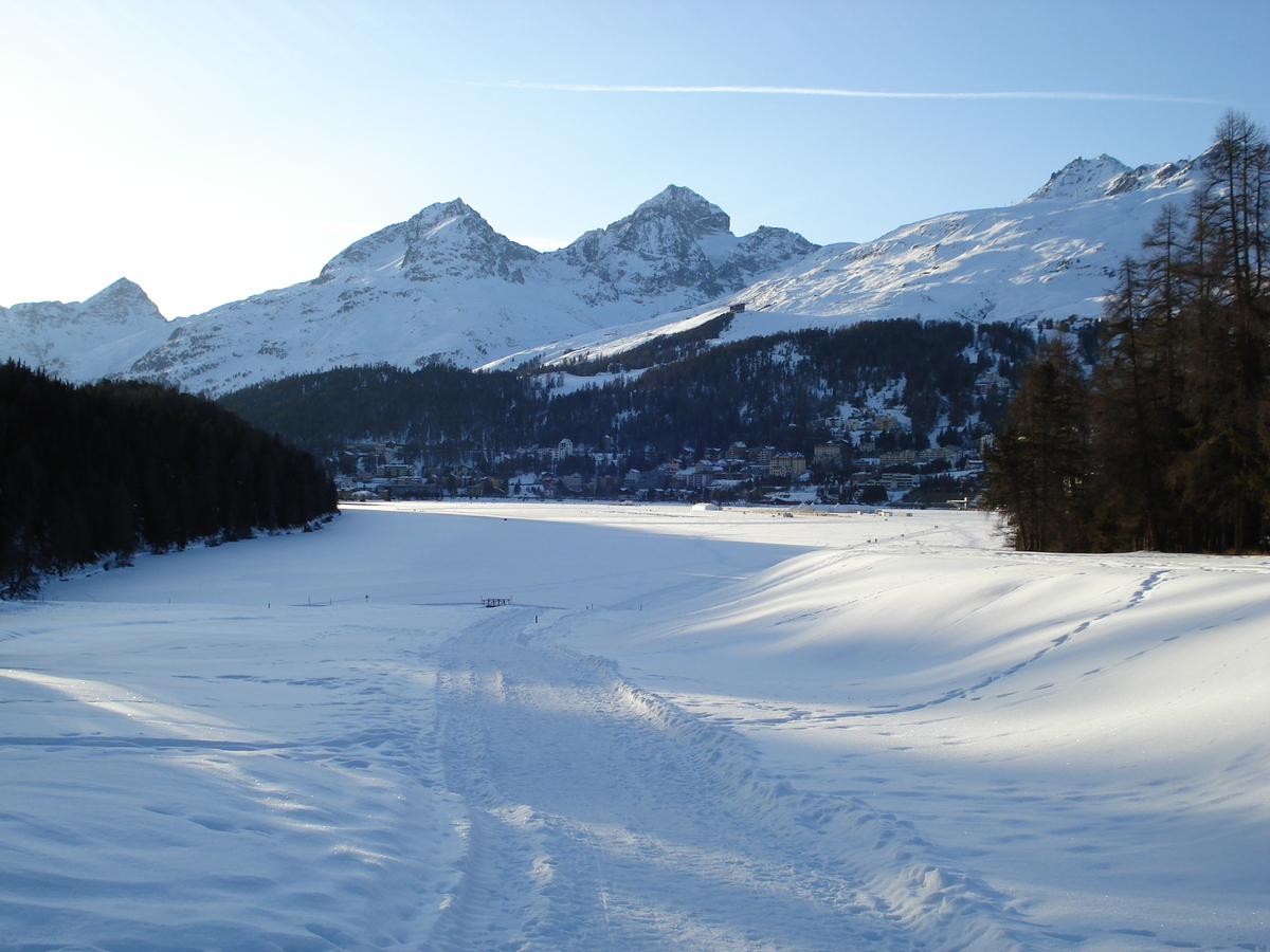 รูปถ่าย สวิสเซอร์แลนด์(Switzerland) เซนต์มอริตซ์ ชลาริญญา(St Moritz Schlarigna) 2007-01 57