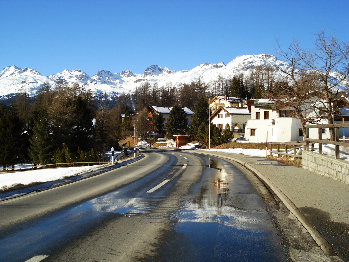 รูปถ่าย สวิสเซอร์แลนด์(Switzerland) ปองเทรซีน่า(Pontresina) 2007-01 94