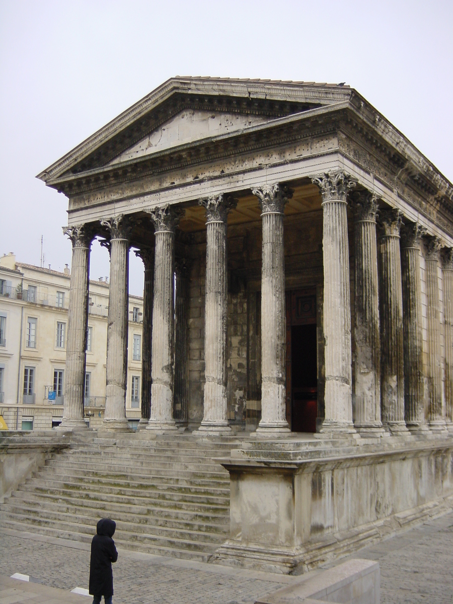 รูปถ่าย ฝรั่งเศส(France) นีเมอ(Nimes) 2001-11 14
