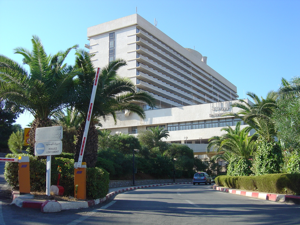 รูปถ่าย แอลจีเรีย(Algeria) แอลเจียร์(Algiers) โรงแรมเอลโอราสซี(El Aurassi Hotel) 2004-09 22