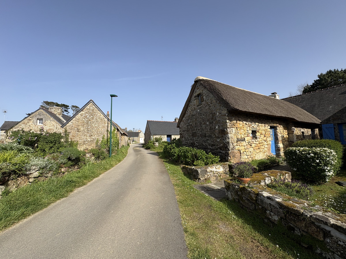 รูปถ่าย ฝรั่งเศส(France) โกรซง(Crozon) 2026-04 65