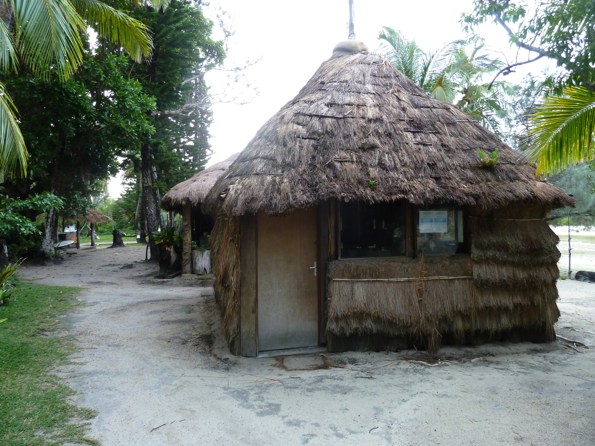 รูปถ่าย นิวแคลิโดเนีย(New Caledonia) เกาะต้นสน(Ile des pins) 2010-05 21