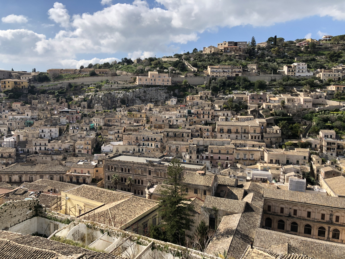 รูปถ่าย อิตาลี(Italy) ซิซิลี(Sicily) โมดีกา(Modica) 2020-02 15