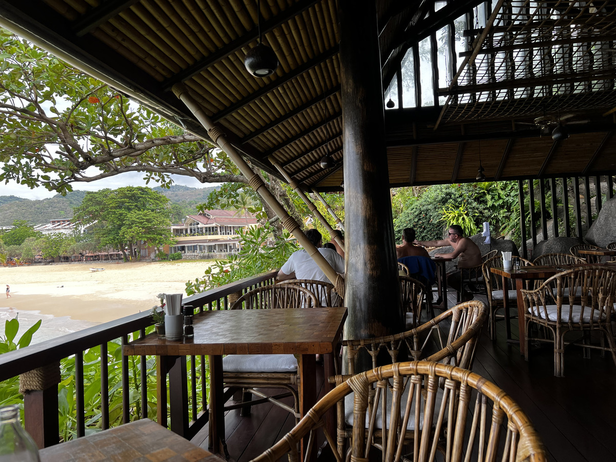 รูปถ่าย ไทย(Thailand) ภูเก็ต(Phuket) หาดกะรน(Karon Beach) ร้านอาหารออนเดอะร็อก(On the rock Restaurant) 2021-12 68