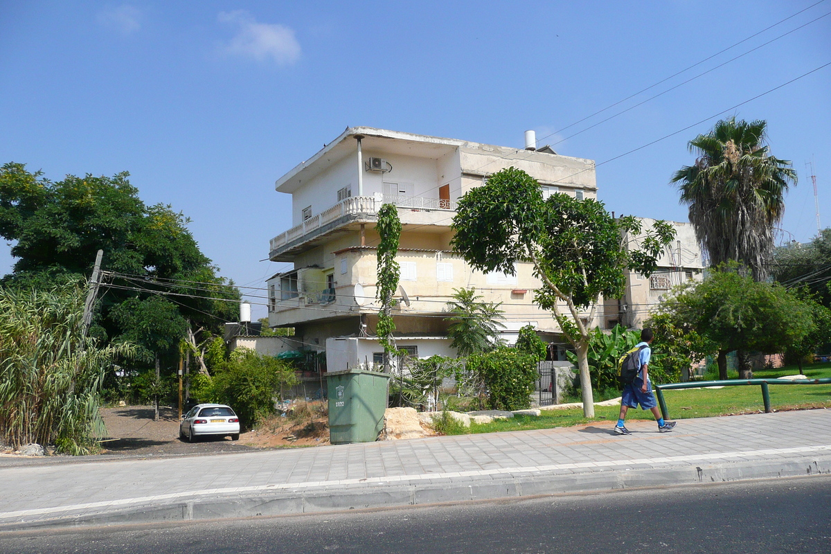 รูปถ่าย อิสราเอล(Israel) เทลอาวีฟ(Tel Aviv) ถนนเยรูชาลายิม(Yerushalyim Street) 2007-06 9