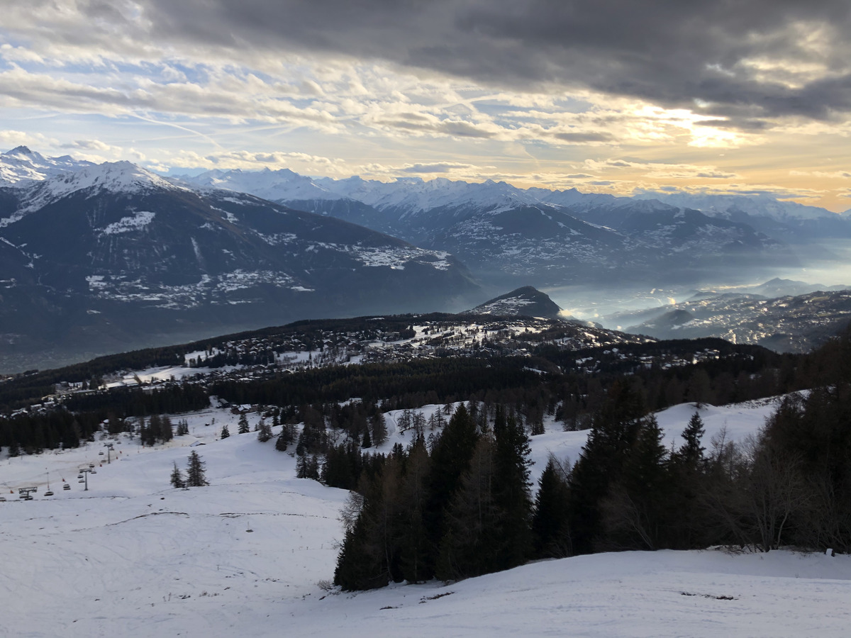 รูปถ่าย สวิสเซอร์แลนด์(Switzerland) ครองส์-มงตานา(Crans Montana) 2020-12 264