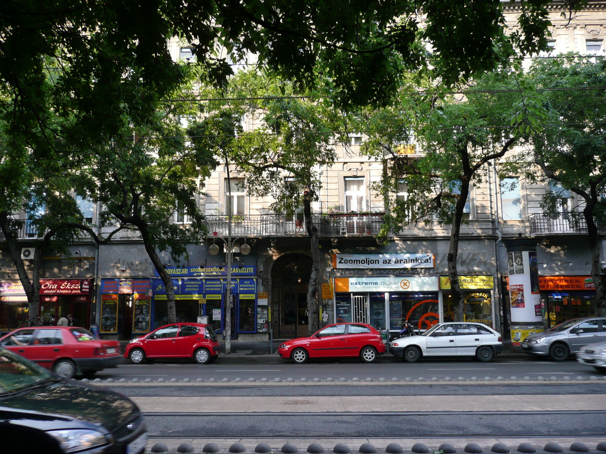 รูปถ่าย ฮังการี(Hungary) บูดาเปสต์(Budapest) ใจกลางบูดาเปสต์(Central Budapest) 2007-06 110