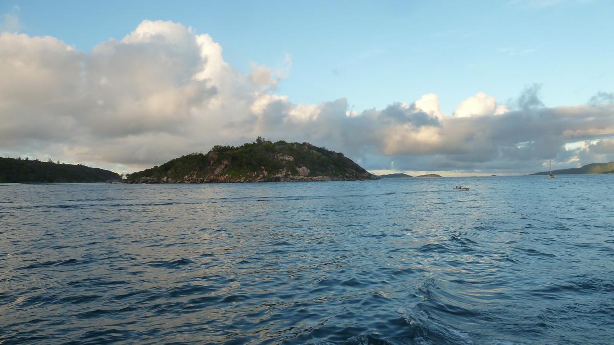 รูปถ่าย เซเชลส์(Seychelles) เกาะปราลิน(Praslin) 2011-10 167