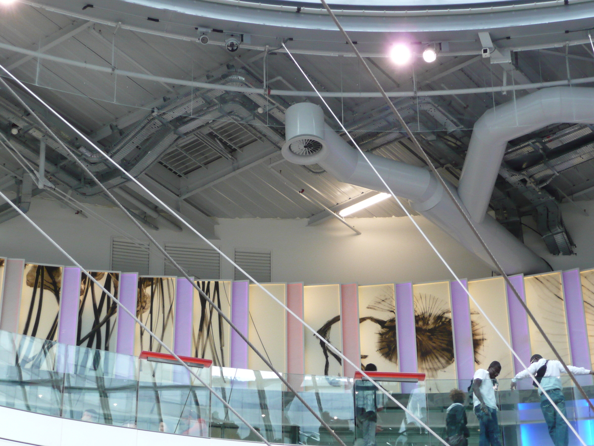 รูปถ่าย ฝรั่งเศส(France) ปารีส(Paris) ลาเดฟ็องส์(La Defense) ศูนย์การค้าเลกาตร์ต็อง(Les Quatre Temps) 2007-05 4