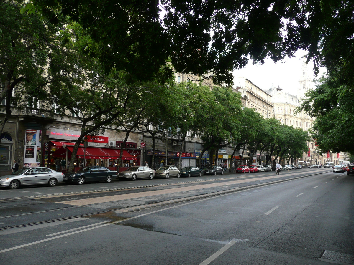 รูปถ่าย ฮังการี(Hungary) บูดาเปสต์(Budapest) ใจกลางบูดาเปสต์(Central Budapest) 2007-06 32