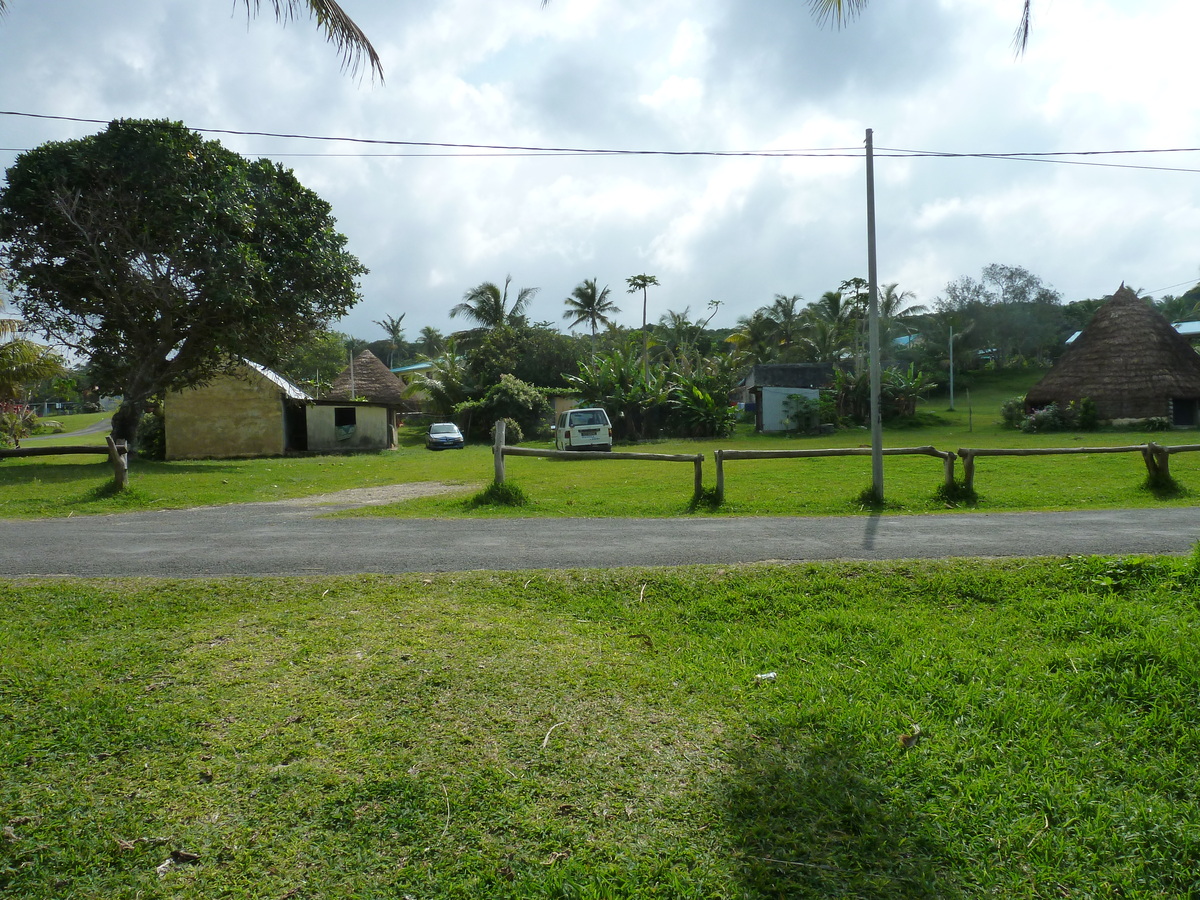 รูปถ่าย นิวแคลิโดเนีย(New Caledonia) เกาะลีฟู(Lifou) ลูเอซิลลา(Luecilla) 2010-05 44