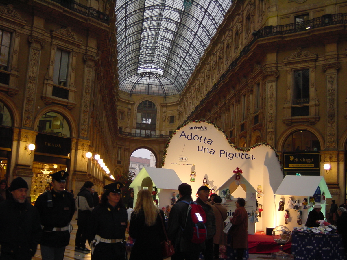 รูปถ่าย อิตาลี(Italy) มิลาน(Milan) 2000-12 54