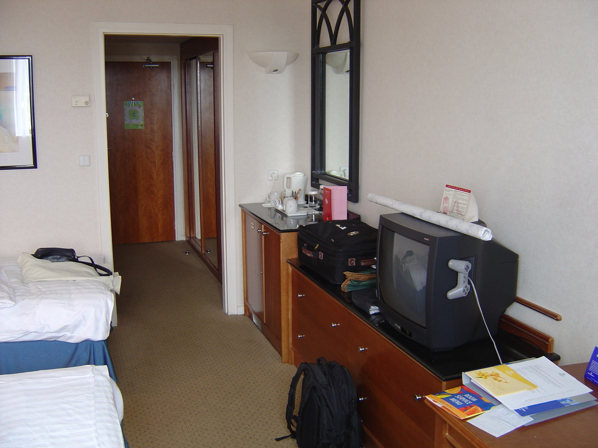 รูปถ่าย สาธารณรัฐเช็ก(Czech Republic) ปราก(Prague) โรงแรมฮิลตัน(Hilton Hotel) 2004-06 14