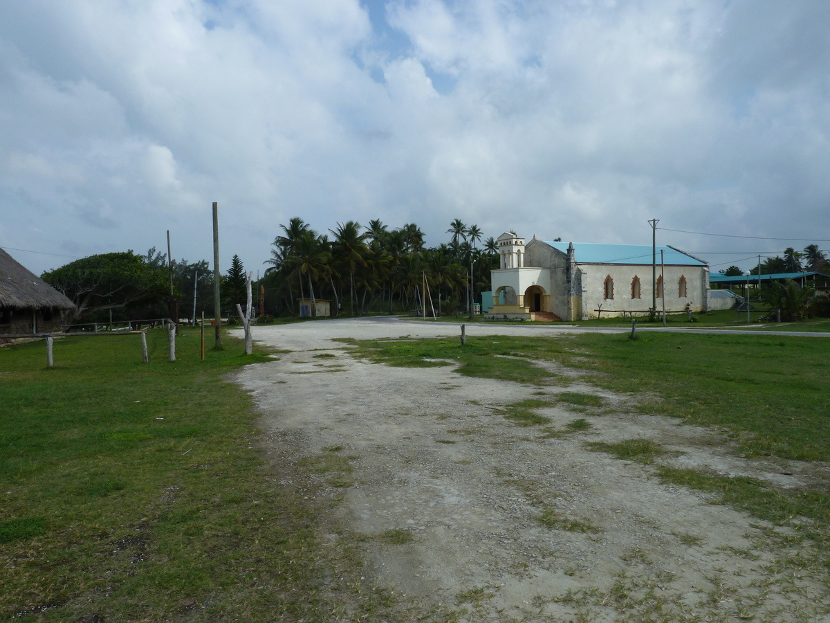 รูปถ่าย นิวแคลิโดเนีย(New Caledonia) เกาะลีฟู(Lifou) ลูเอซิลลา(Luecilla) 2010-05 36